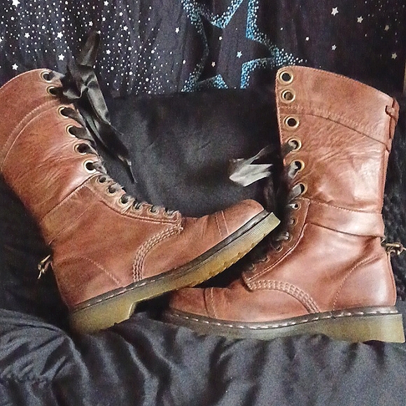 Doc Marten Triumph 7 - Picture 5 of 10